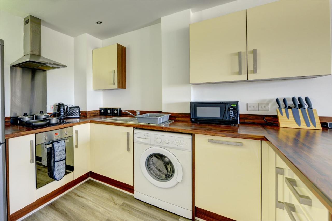 Spacious - Penthouse 2 Bed Apartment With Secure Allocated Parking Sheffield Exterior foto