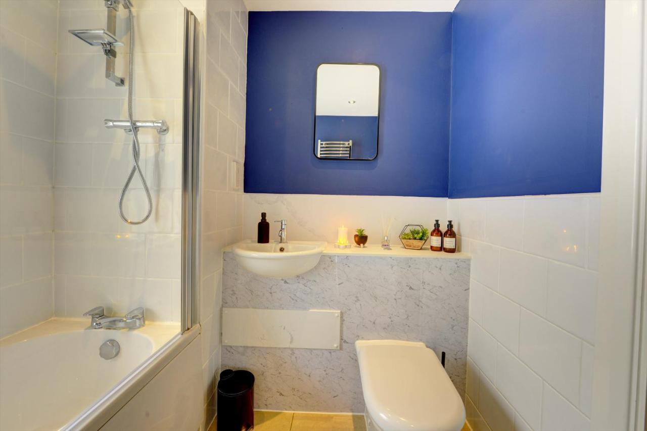 Spacious - Penthouse 2 Bed Apartment With Secure Allocated Parking Sheffield Exterior foto